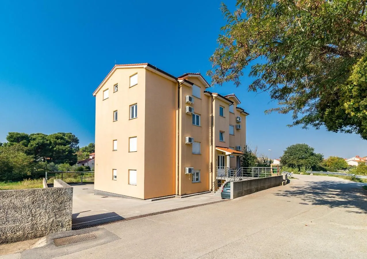 Apartment Dreams By The Sea Fazana 0*,  Croatia